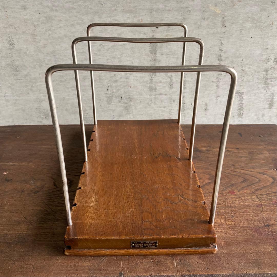 古い味のある本棚 書類 飾り台 スタンド ラック 木製 金属 レトロ ビンテージ