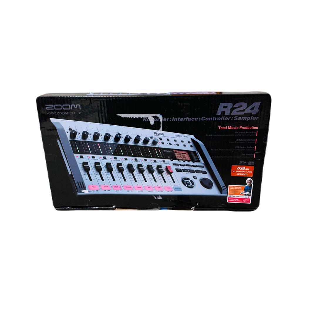 ZOOM R24 マルチトラックレコーダー