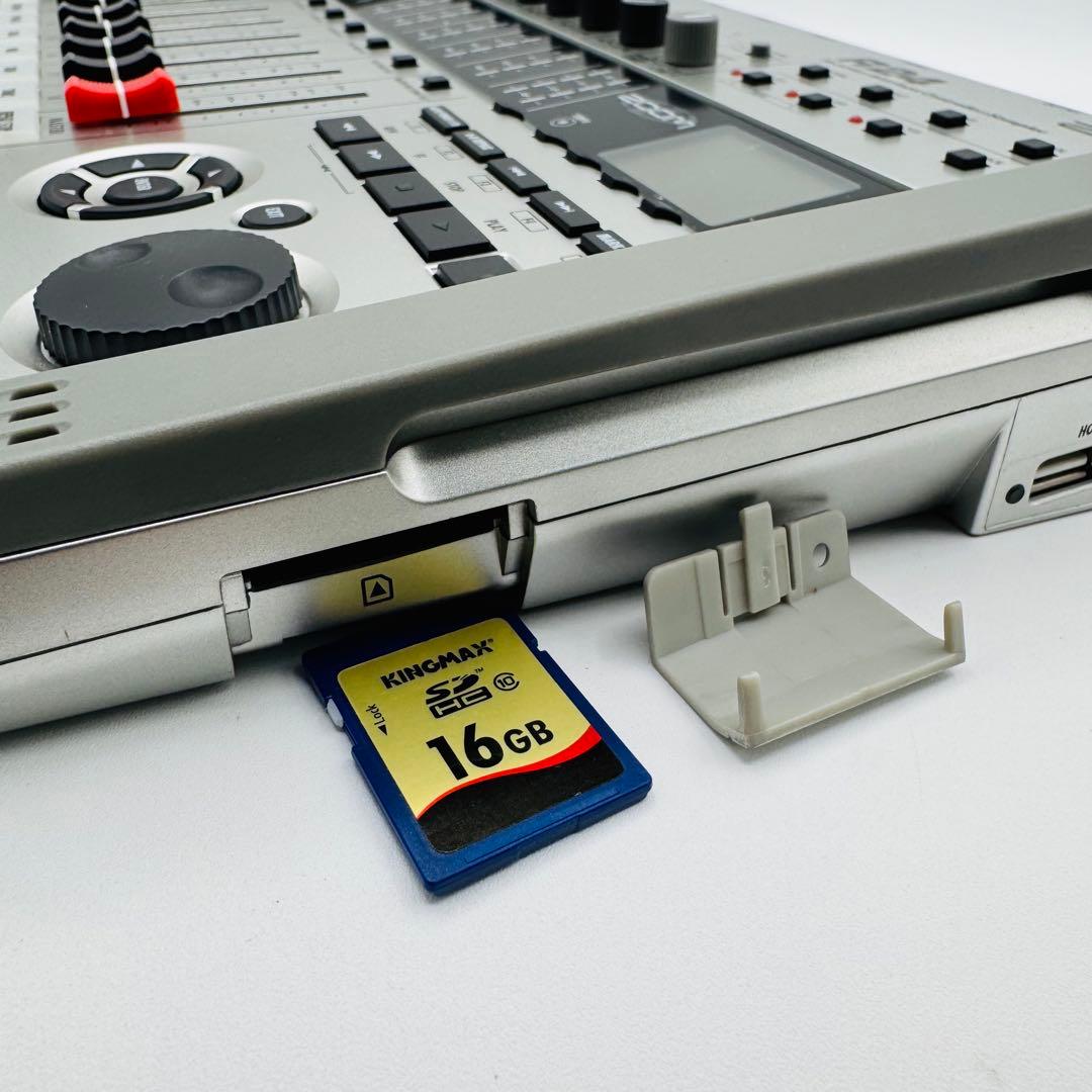 ZOOM R24 マルチトラックレコーダー