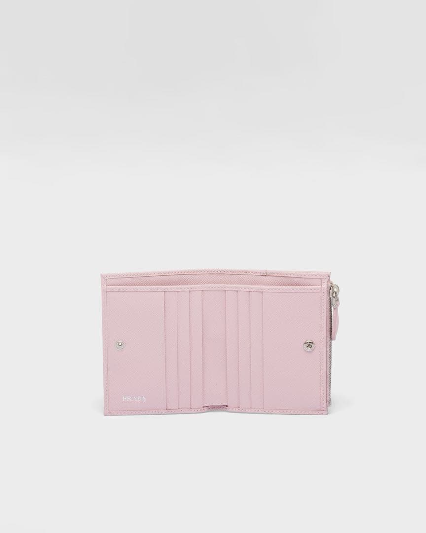 ねね様PRADA ピンク サフィアーノレザー 二つ折り財布