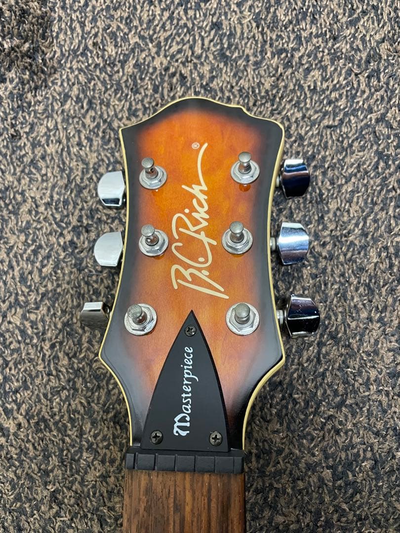 B.C.Richモッキンバード Masterpiece