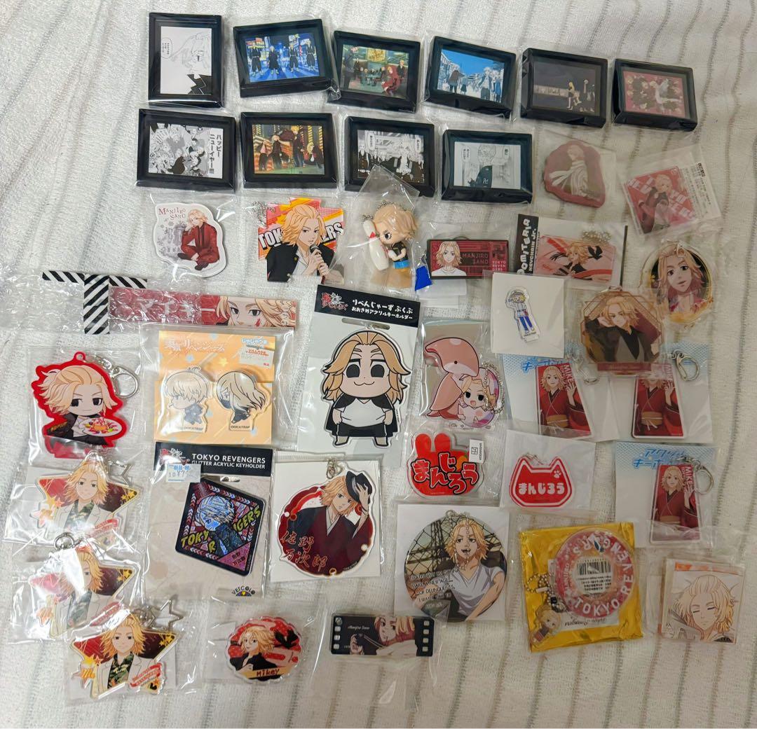 【今週末限定】東京リベンジャーズ　まとめ売り　佐野万次郎　マイキー　缶バッジ等