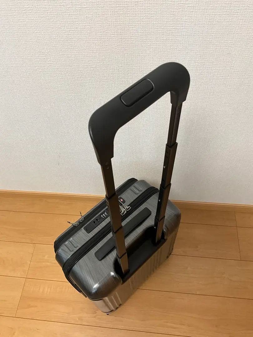 【BERMAS】 INTER CITY フロントオープン スクエア4輪33L