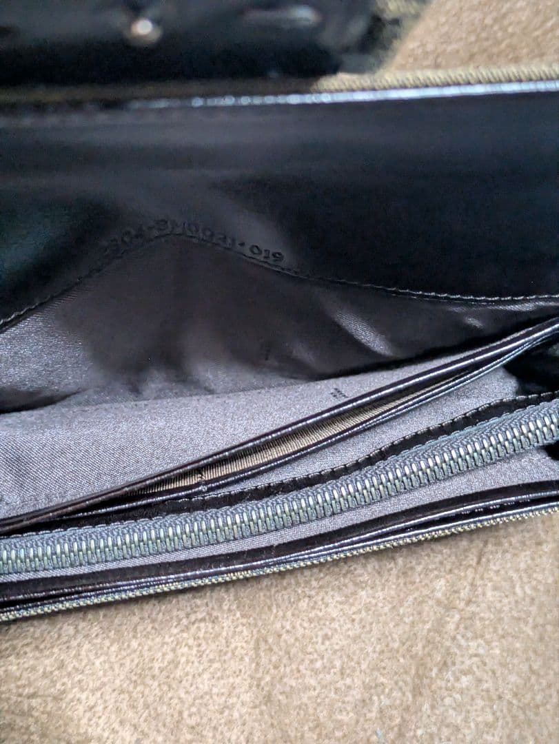 FENDI フェンディ ズッカ ブラウン 二つ折り長財布