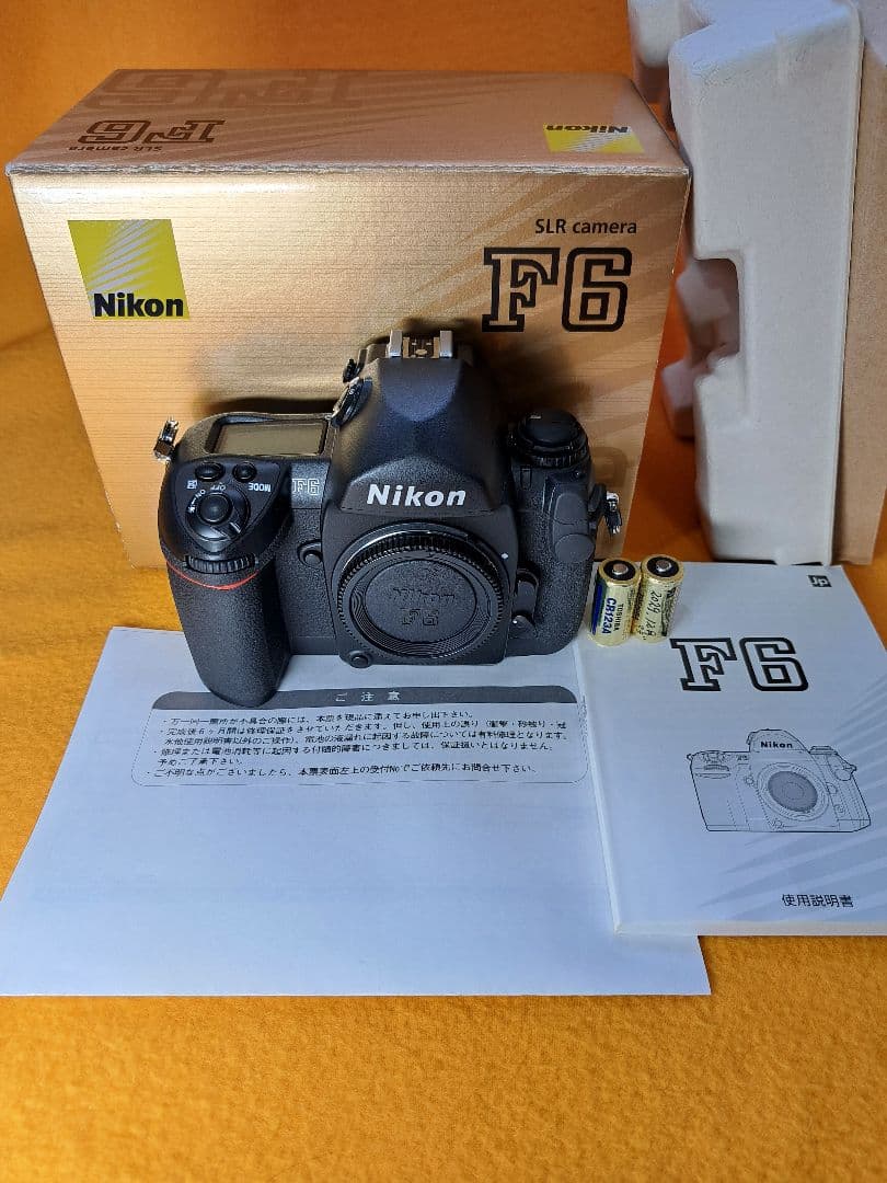 n*u様 Nikon F6　ほぼ新品