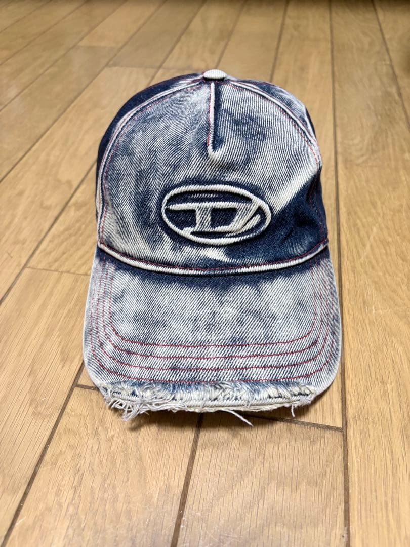 DIESEL ダメージ加工 ベースボールキャップ