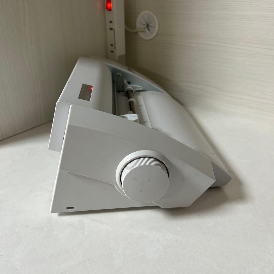 Roland SV-8 カッティングマシン