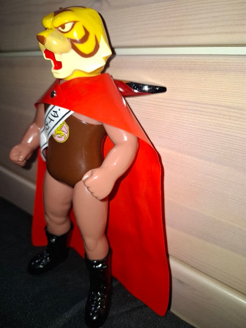 メディコムトイ　キングタイガー　タイガーマスク　電人　デビルマン　ブルマァク