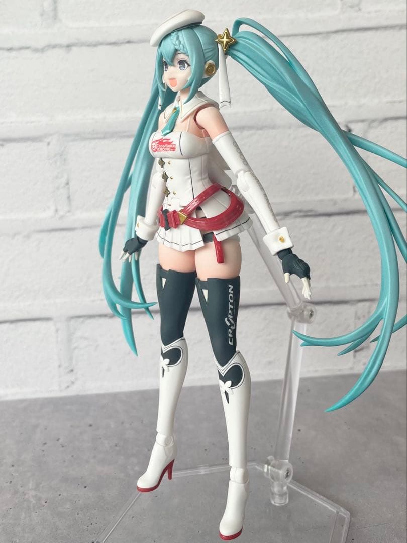 【全塗装・完成品】 レーシングミク 2023Ver. 【PLAMATEA 】