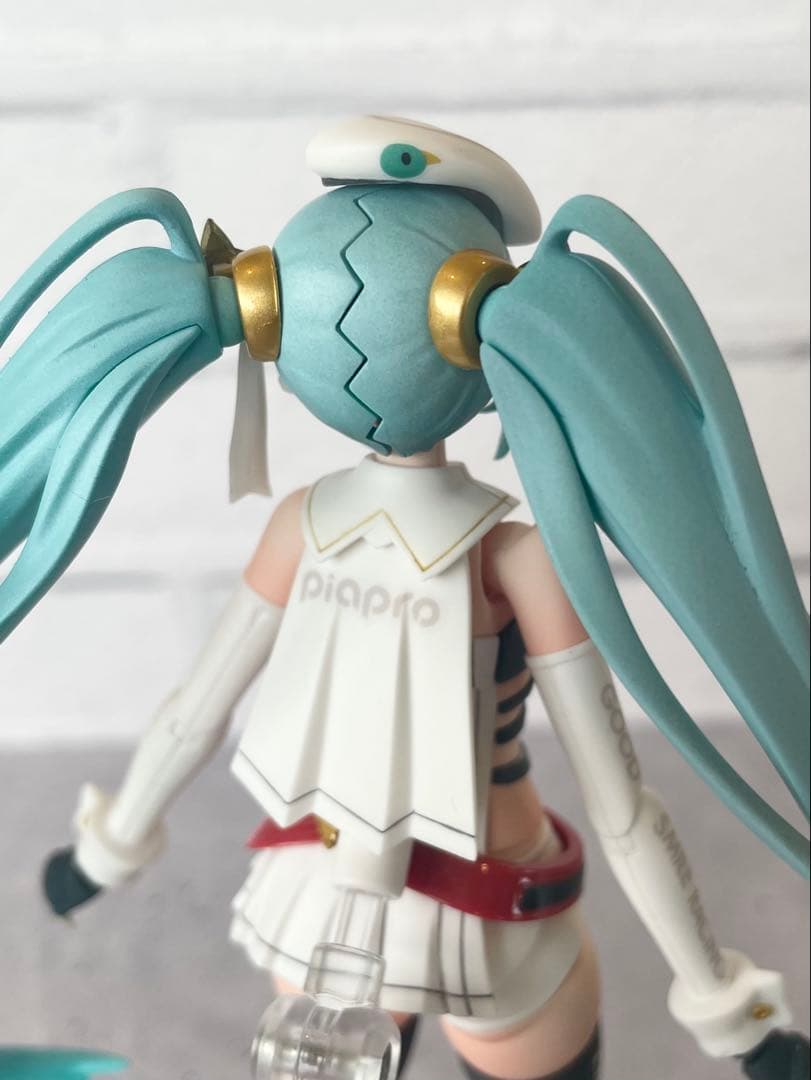 【全塗装・完成品】 レーシングミク 2023Ver. 【PLAMATEA 】