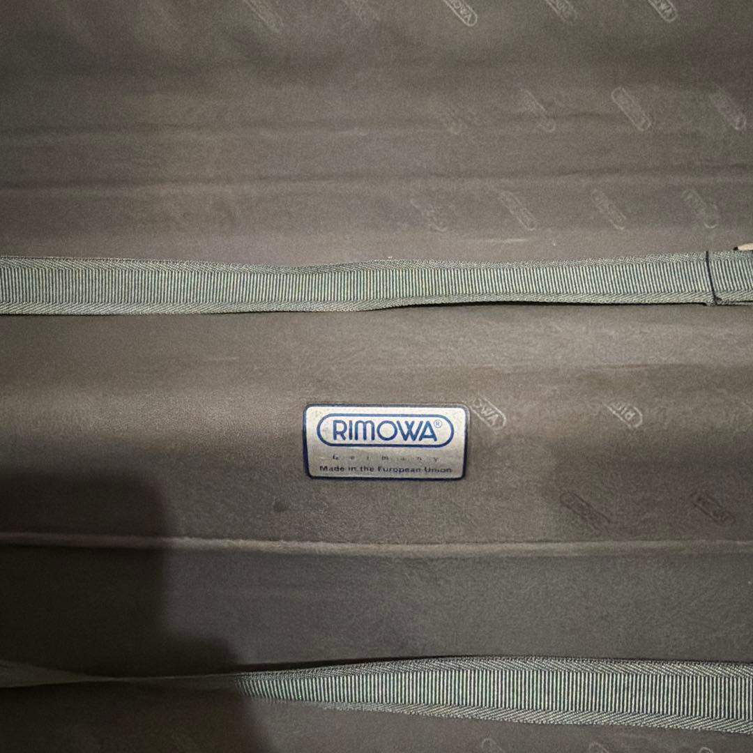 リモワ（TSAロック） 4輪 サルサ 871.77 ブラック 82cm/111L