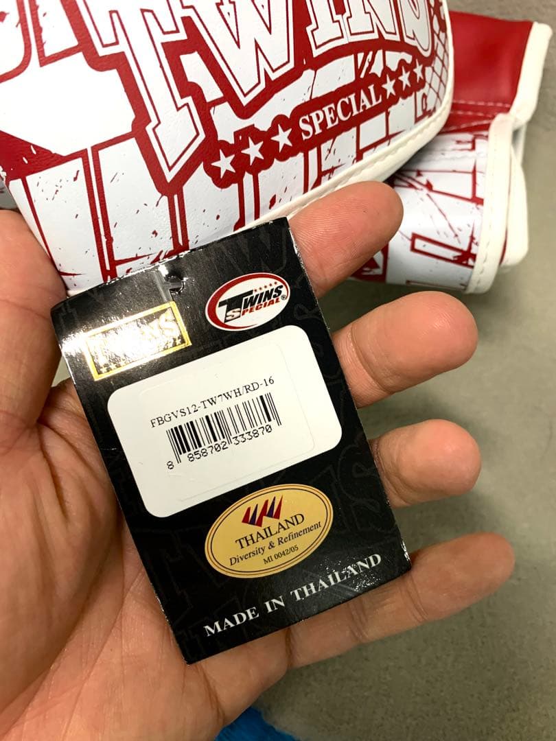 16OZ 未使用 twins スパーリング グローブ キックボクシング ムエタイ