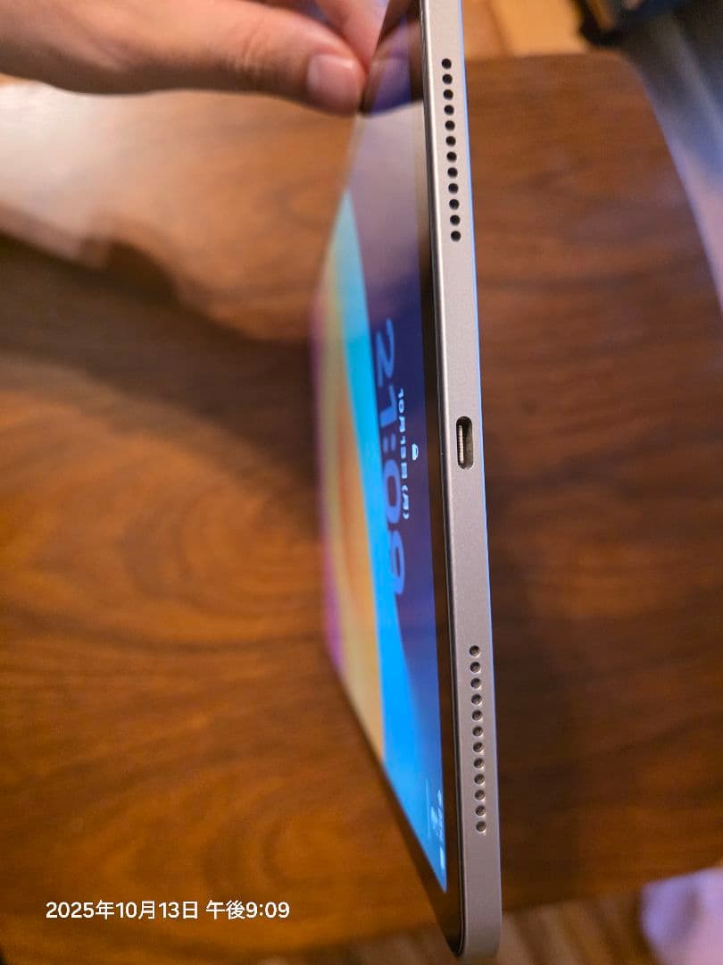 iPad air 第5世代256GB keyboard folio付