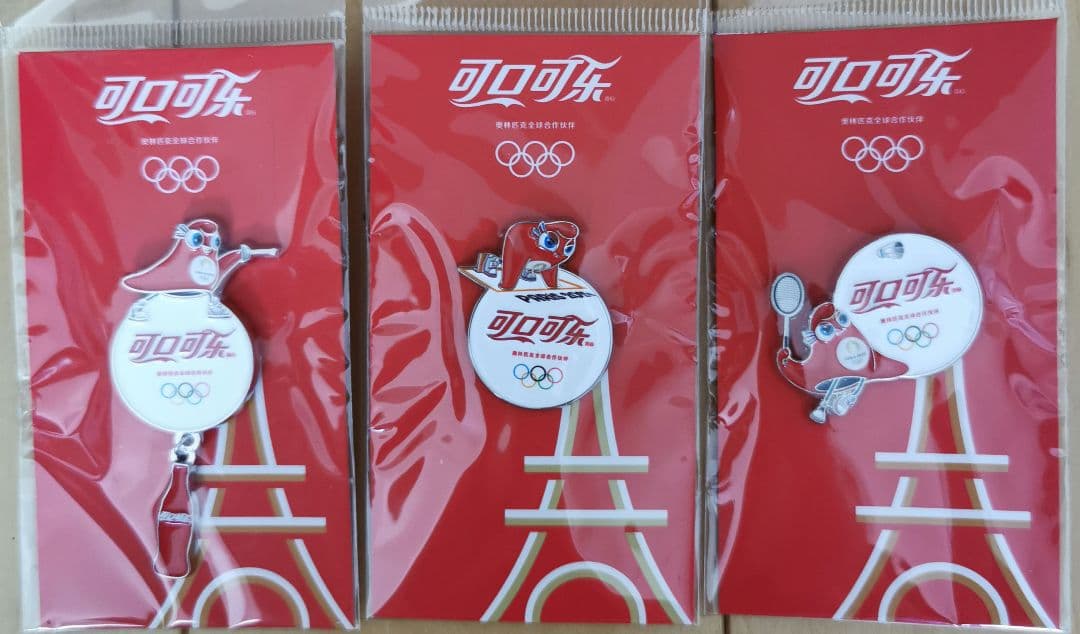 【2024 パリ オリンピック】ピンバッジ コカコーラ中国 ノベルティ 非売品