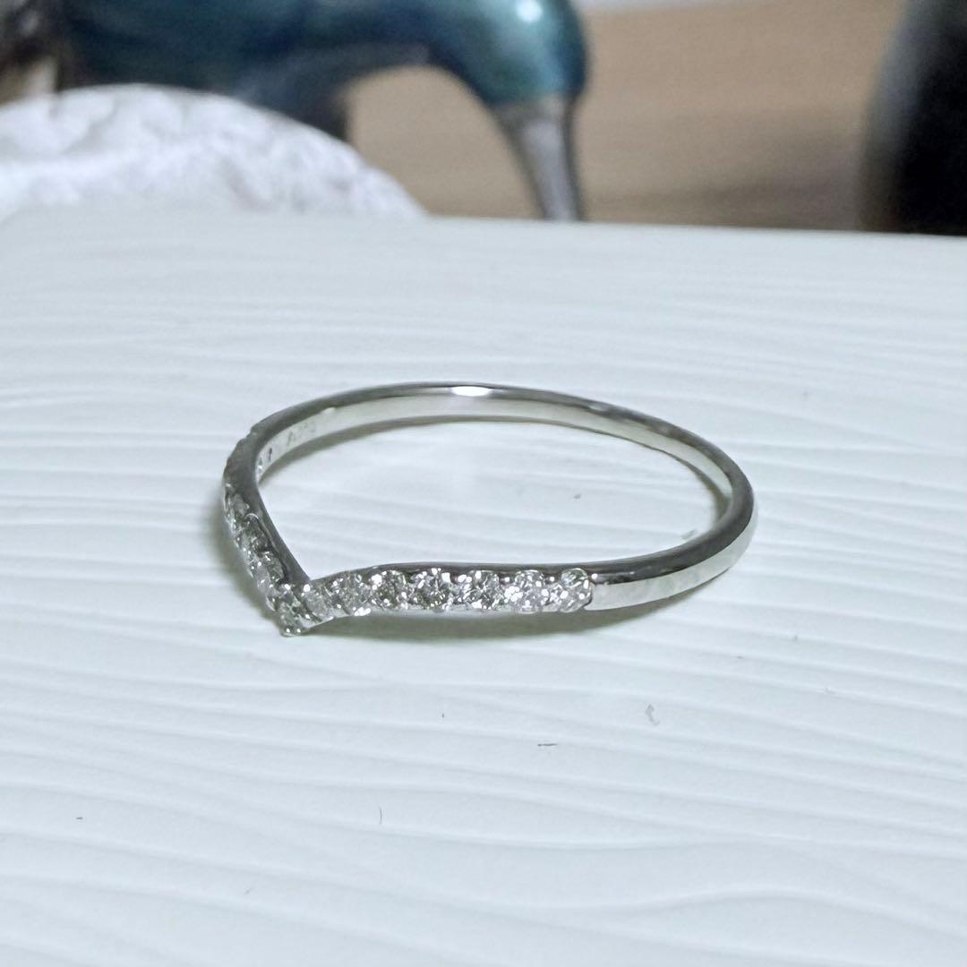 新品同様！ V字 ダイヤモンドリング D0.20ct Pt900