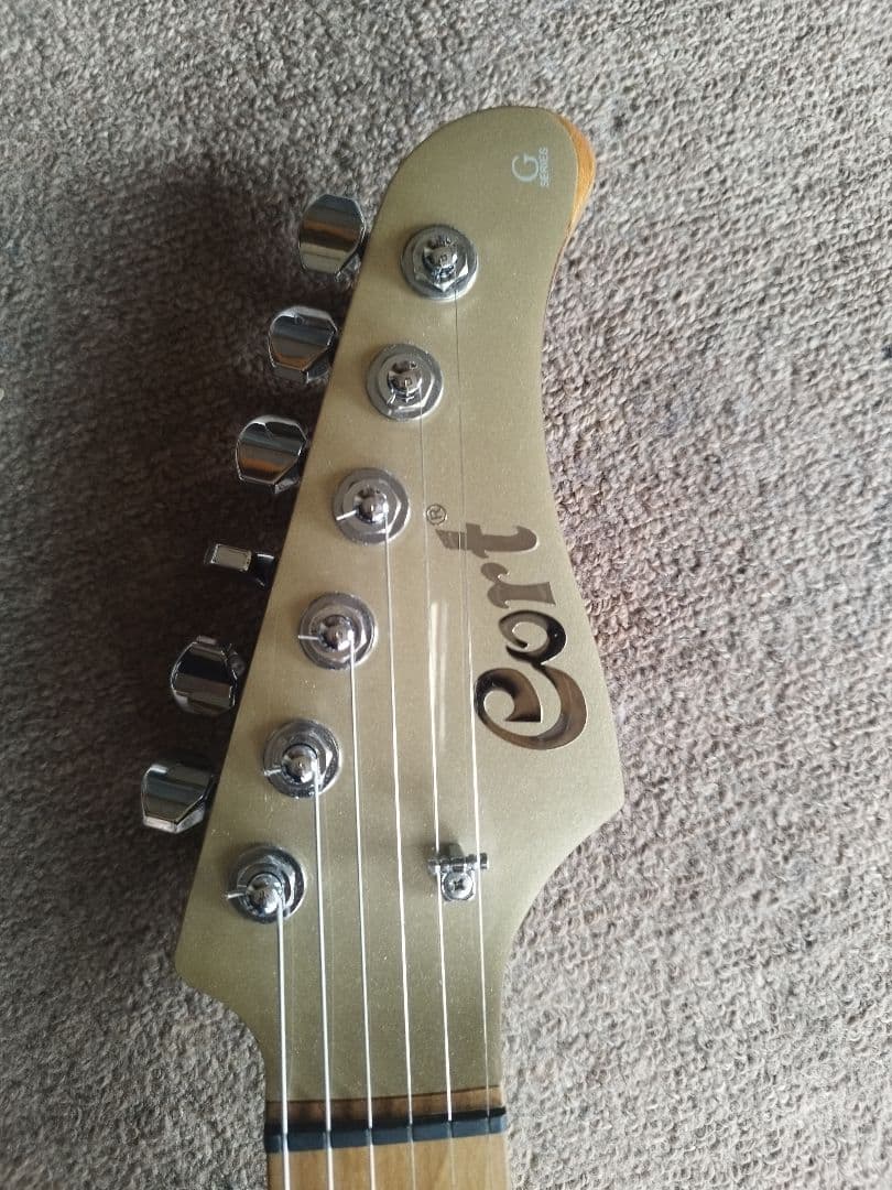 Cort G300 pro エレキギター ゴールド