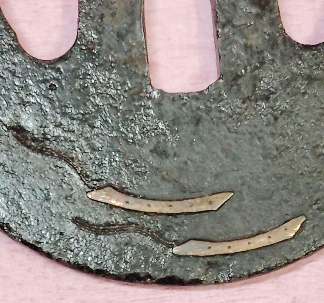 刀装具 鐔 鍔 無銘 鉄地 金象嵌 色絵 庭園 桜図 丸形鐔 時代物