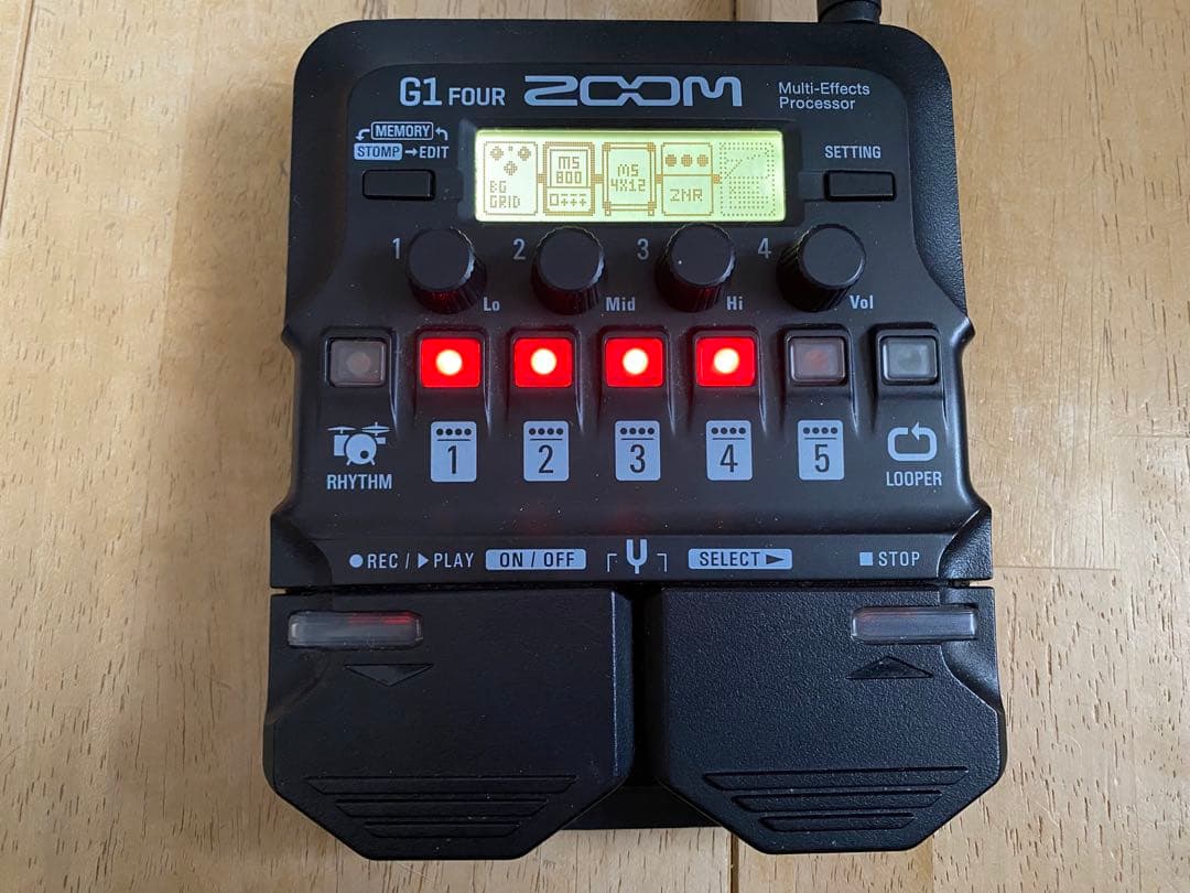 ZOOM G1 FOUR マルチエフェクトプロセッサー