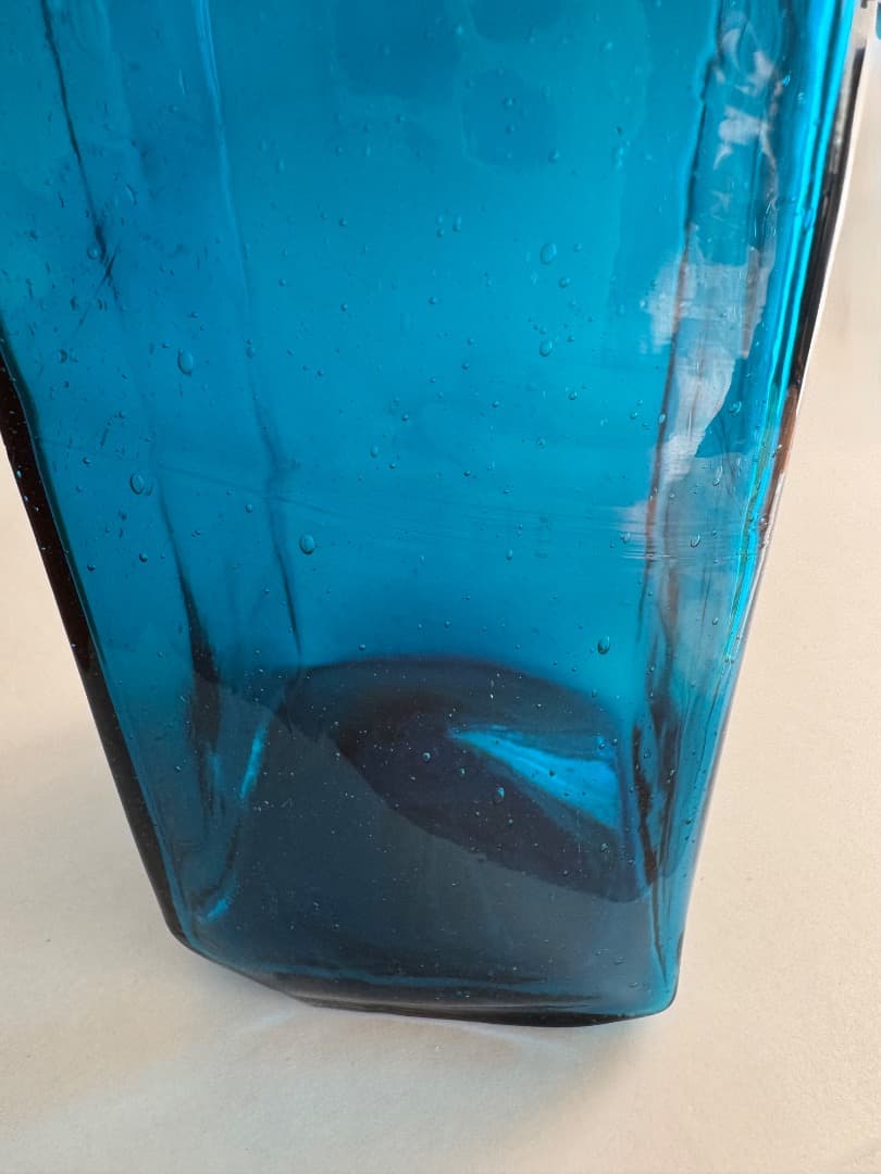 小谷眞三　倉敷ガラス　角長瓶