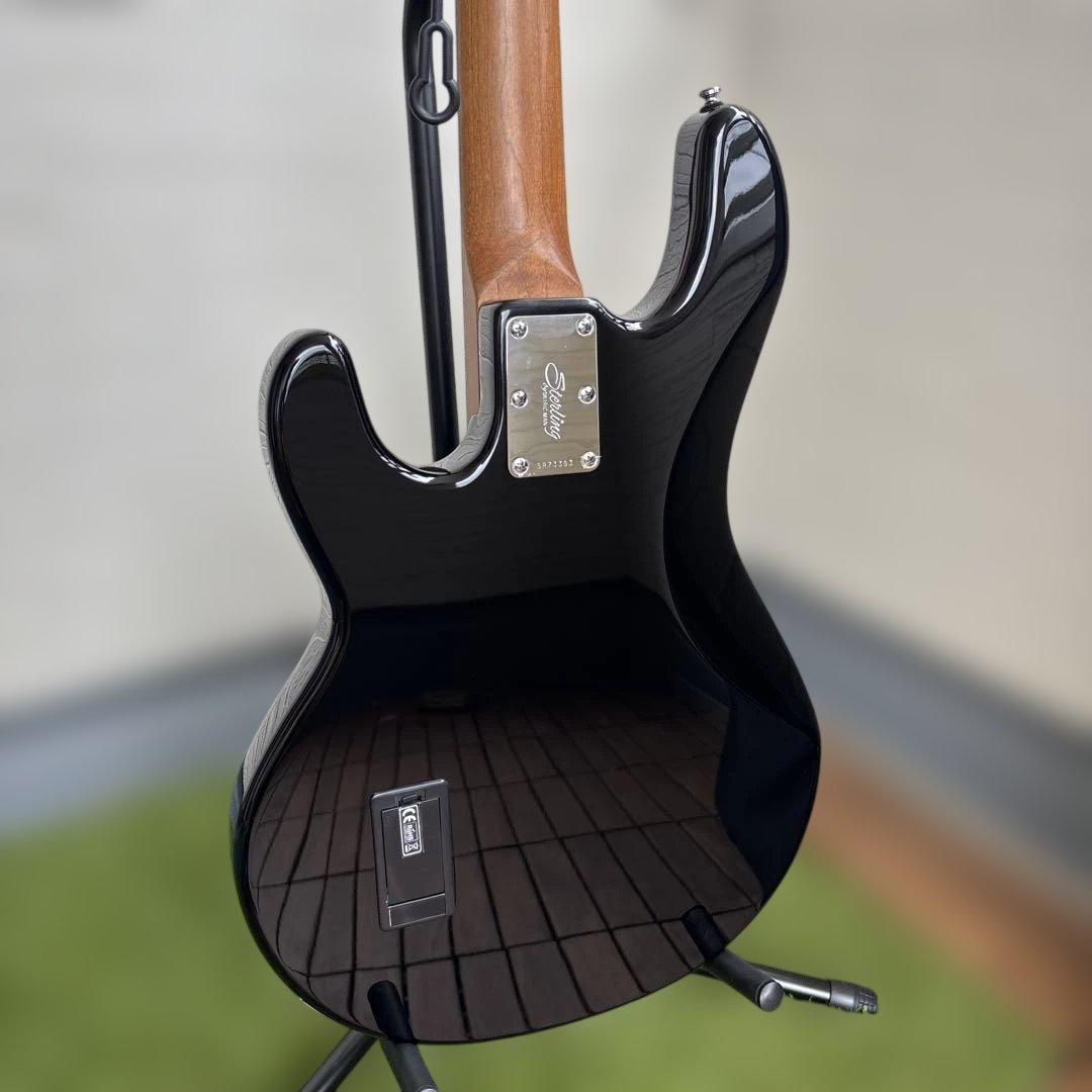 sterling RAY34 スターリン　ミュージックマン　スティングレイ