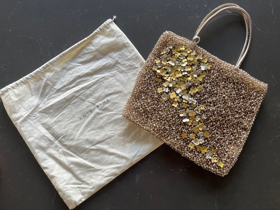 【新品未使用】アンテプリマ　ワイヤートート　花　ビーズ