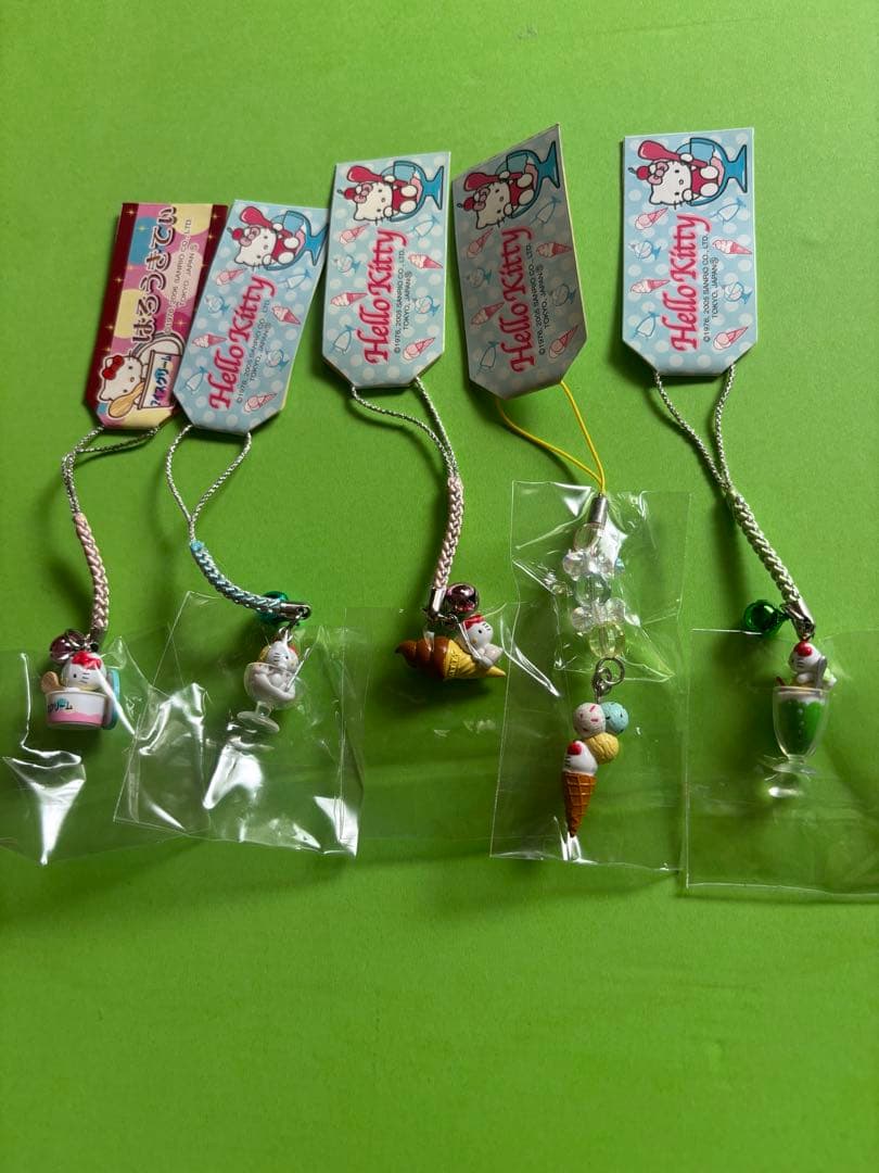 キティ　ストラップ　ソフトクリーム　アイスクリーム　メロンソーダ　ストップ　希少