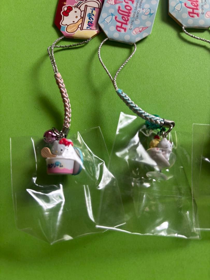 キティ　ストラップ　ソフトクリーム　アイスクリーム　メロンソーダ　ストップ　希少