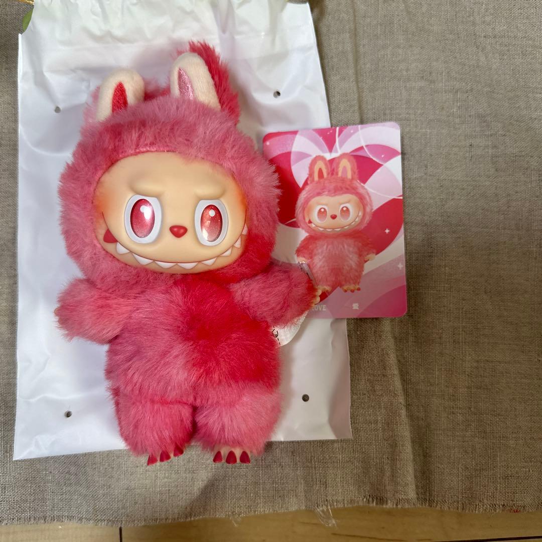 ポップマート　エナジーラブブ