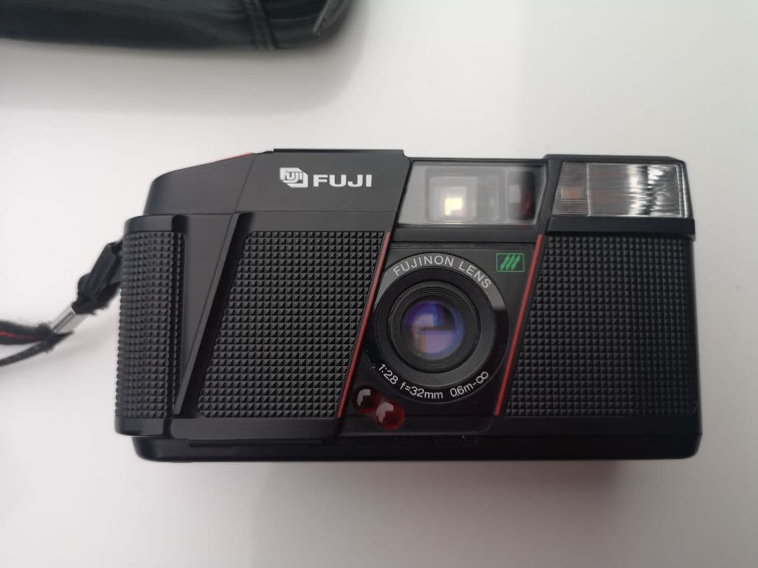 フジ　フィルムカメラ　DL-200DATE 　美品