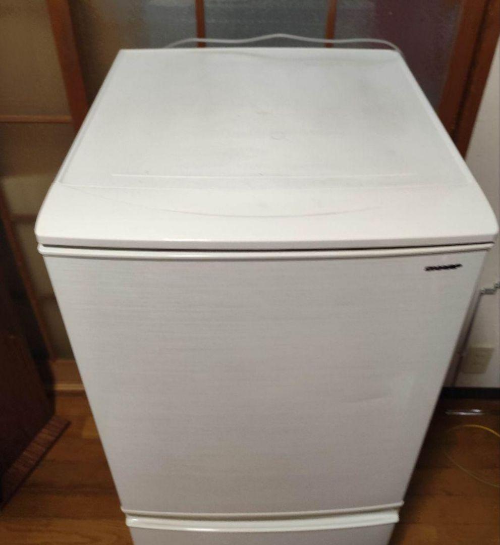 2019年製 どっちもドア冷蔵庫（137L）近隣配送無料＋保証＋設置込