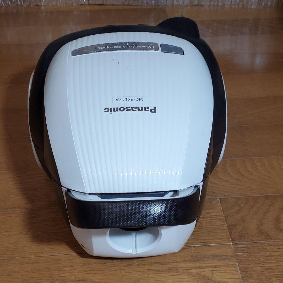 軽量・強力！　Panasonic　紙パック式掃除機　紙パック付　ホワイト　家電