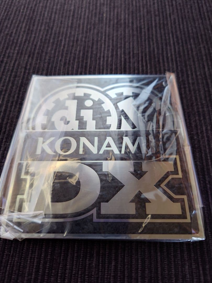 トミカ＋エンブレム＋α