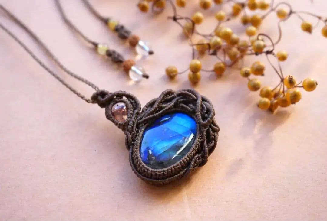 ラブラドライト カンテラオパール マクラメネックレス