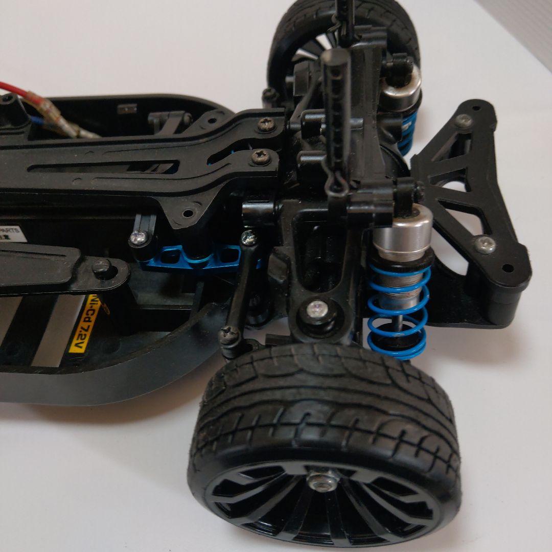 タミヤ　ラジコン　TT-01シャーシ　ボディ付き