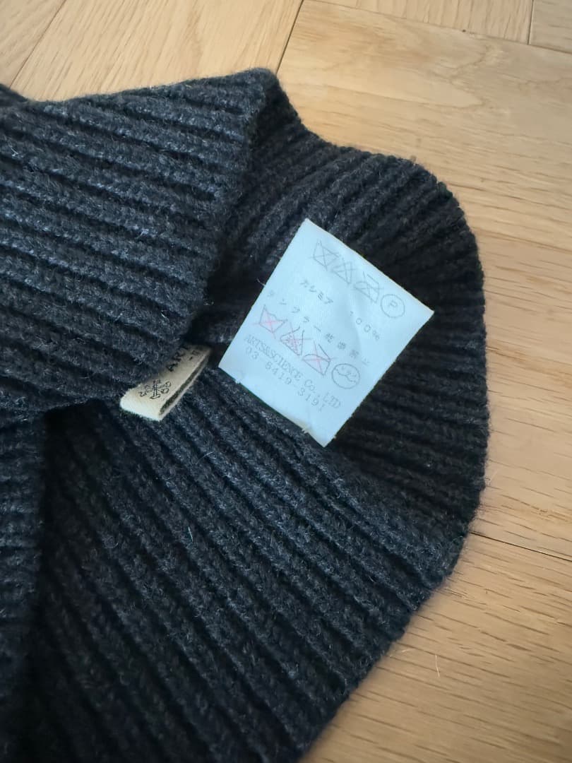 ARTS&SCIENCE カシミア　ニット帽　チャコールグレー　新品