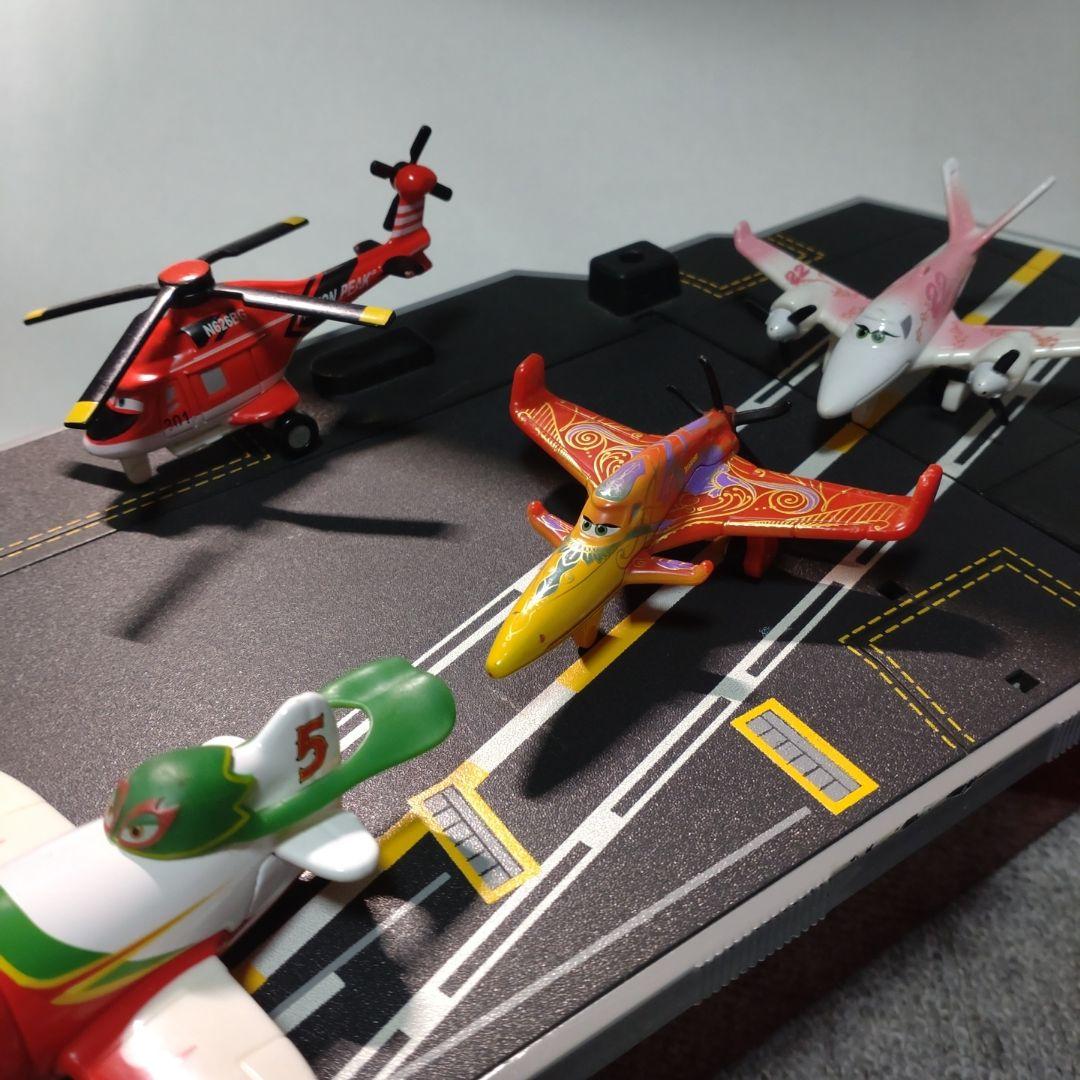 トミカ プレーンズ フライゼンハワー プレーンズ6個まとめて