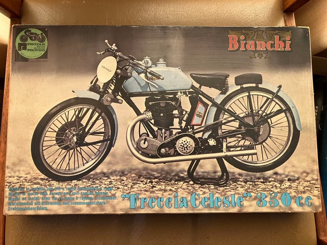 Bianchi Freccia Celeste 350cc イタリア プラモデル