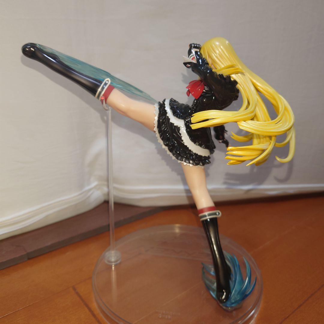 鉄拳　クイーンズブレイド　リリ　フィギュア