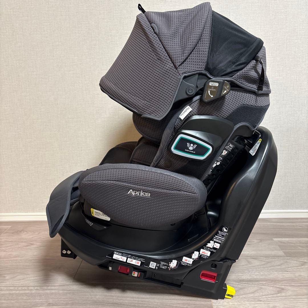 フラディア グロウ ISOFIX セーフティプラス プレミアム　アンカーグレー