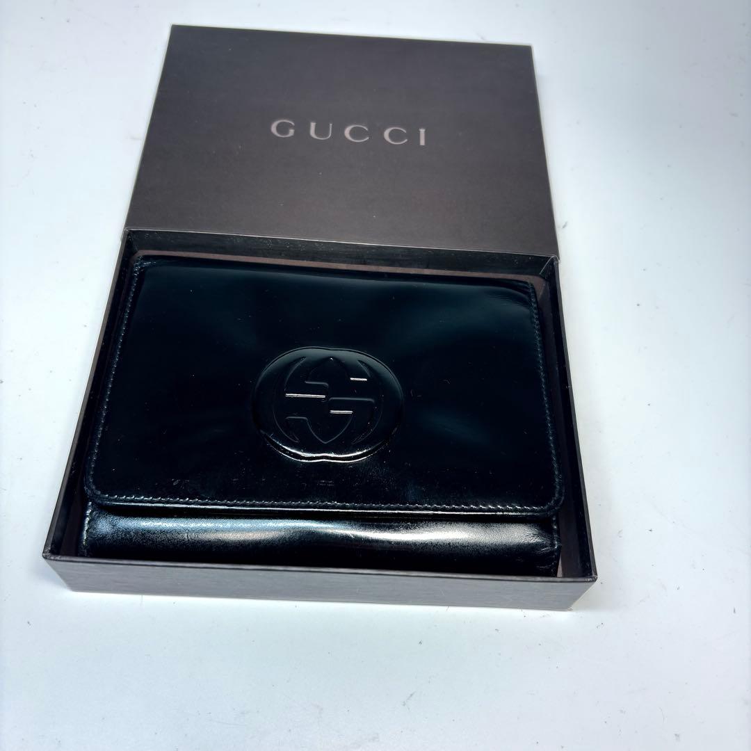 極美品　GUCCI グッチ　がま口エナメルパテントレザー三つ折り財布ブラック黒