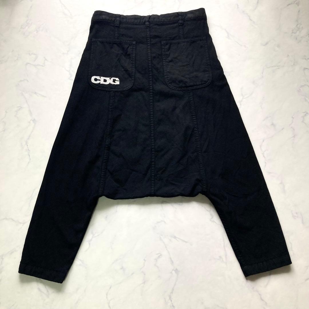CDGコムデギャルソン サルエルパンツ 黒 ロゴ