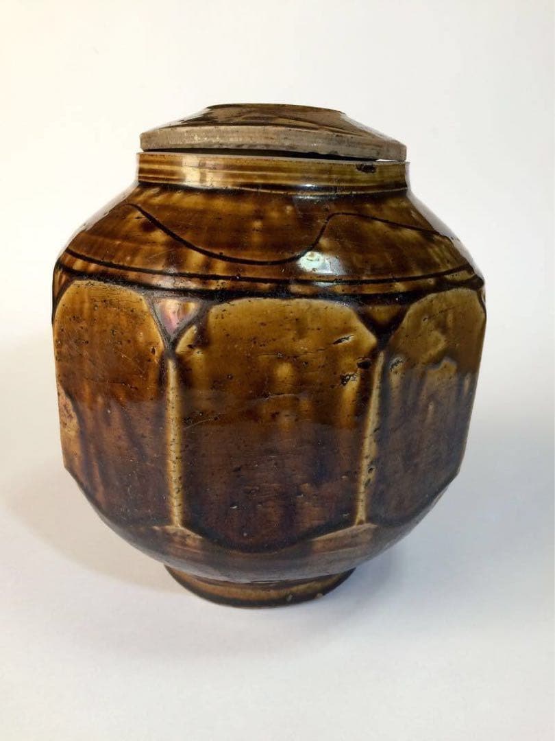 李朝飴釉面取壺　大壺　(李朝後期)