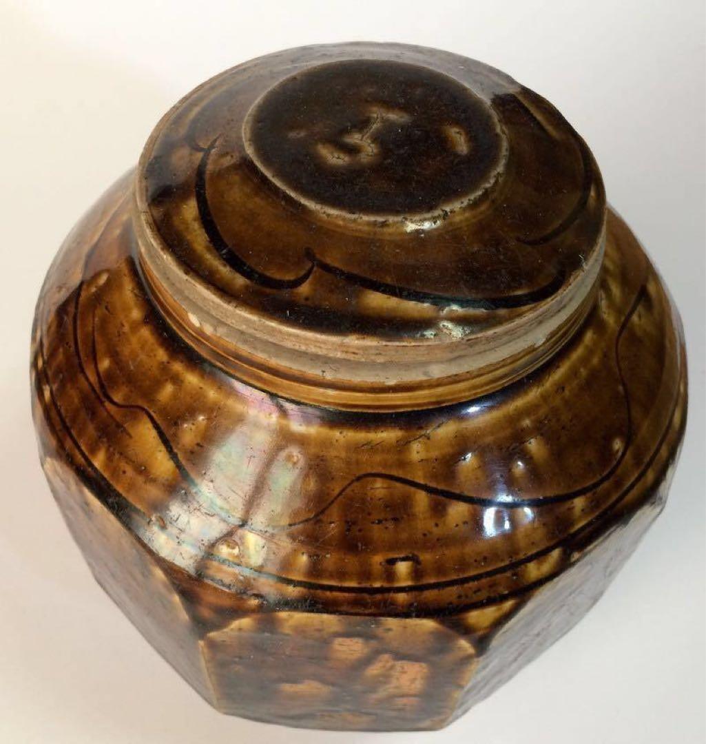 李朝飴釉面取壺　大壺　(李朝後期)