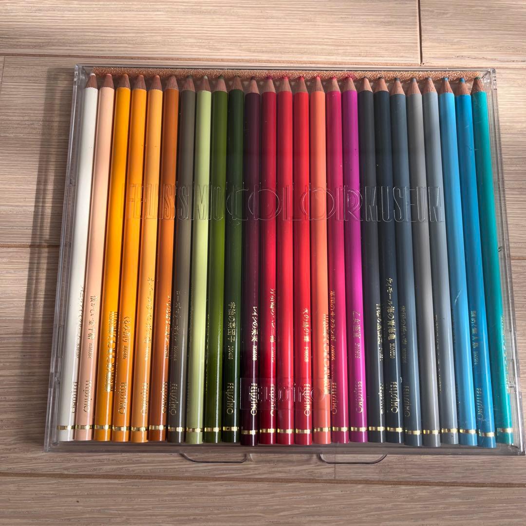 フェリシモ　500色（内の300色）　色鉛筆　のっぽ