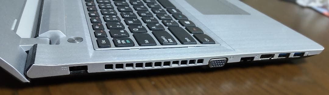 LenovoZ51 Corei3 240GBSSD 8GBメモリ WIN11