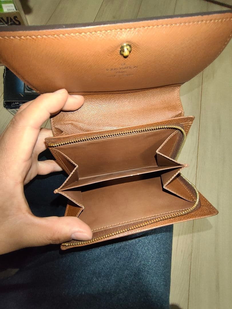 Louis Vuitton 二つ折り財布 モノグラム 正規品