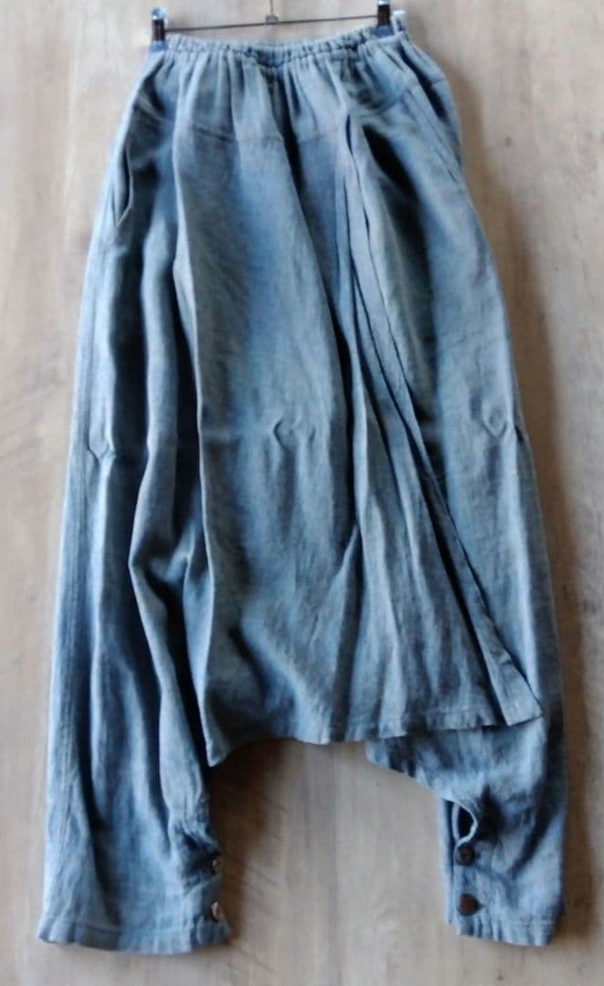うさとの服　モモンガパンツ　巻きスカート付き　藍染　綿麻　ヘンプ　usaato