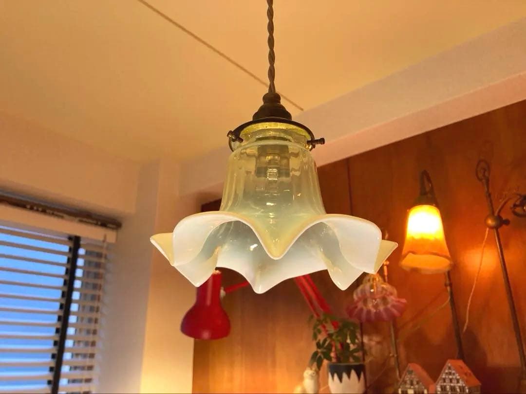 ヴァセリン（ウラン）　イギリス　1920年　ランプシェード　ガラス　アンティーク