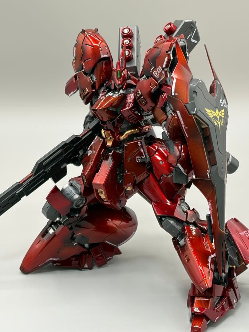 ガンプラ RG サザビー　塗装完成品　ガンプラ完成品