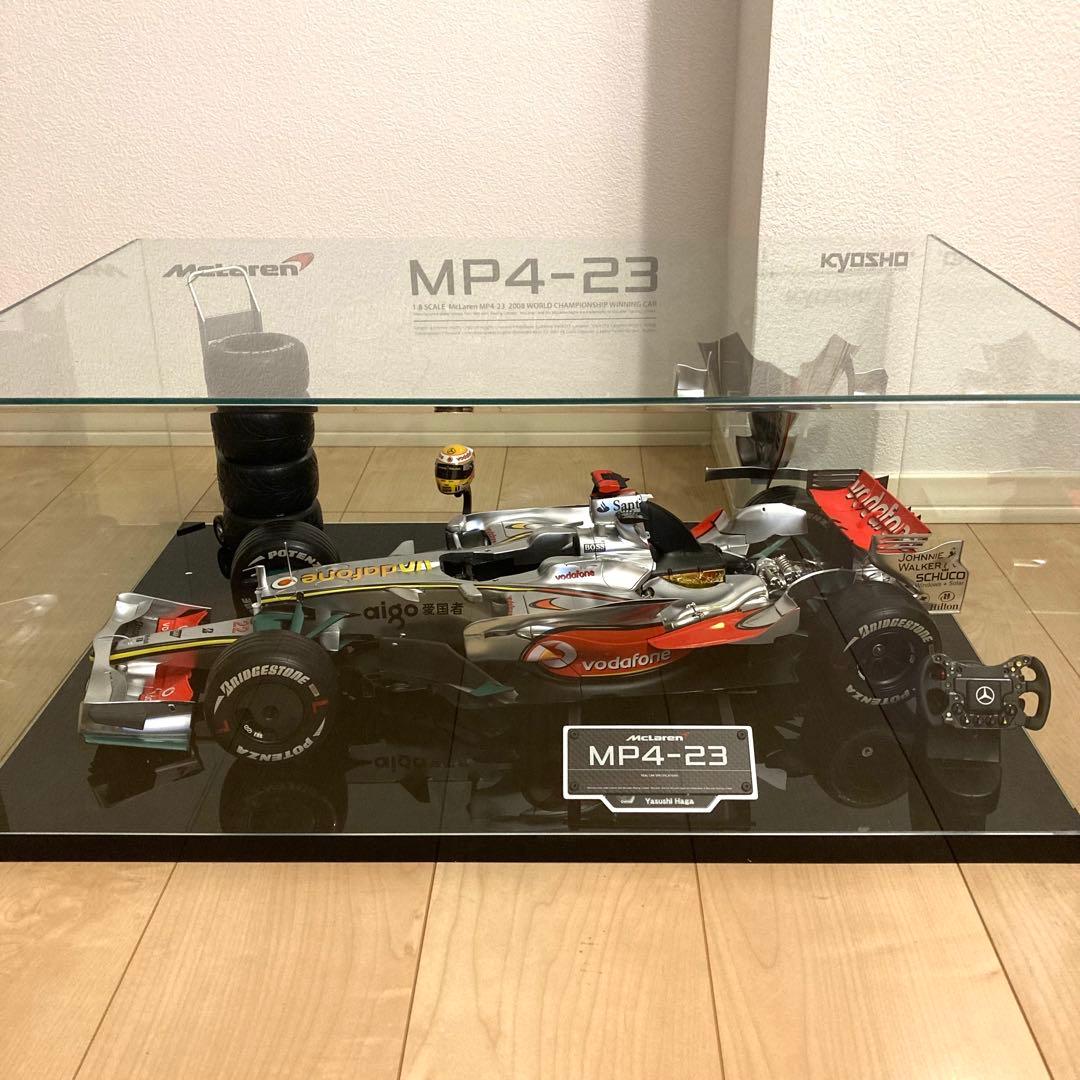 1/8 マクラーレンMP4-23 ハミルトン ディアゴスティーニ フィギュア付き